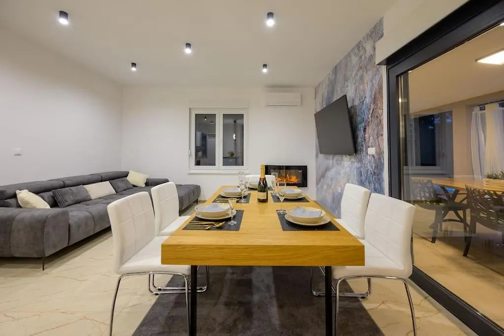 Villa Green Silence By Istrialux Pazin 0*,  Chorwacja
