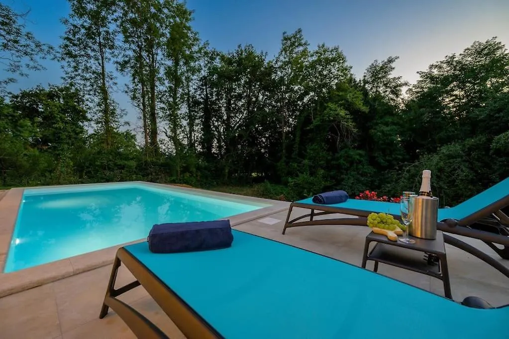 Villa Green Silence By Istrialux Pazin 0*,  Croatia