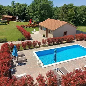 Flora Guest house
