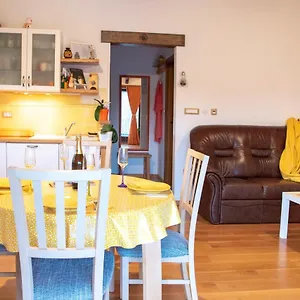 Appartement Brneti & Medicinal Botanical Garden, Pazin